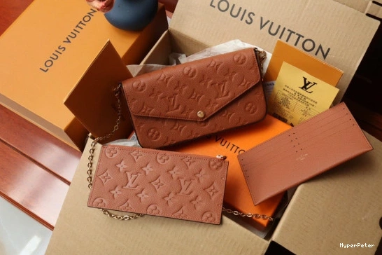 VUITTON LOUIS POCHETTE FÉLICIE 0816